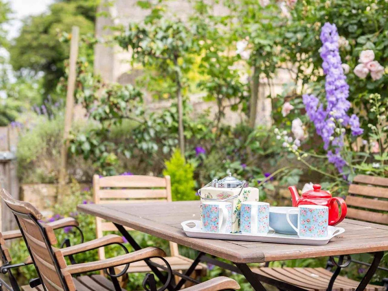 April Cottage in Gloucestershire