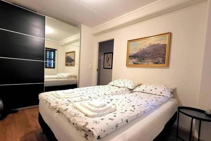 Ganze Wohnung, Stylish and modern apartment in the heart of Trondheim—free parking included in Trondheim