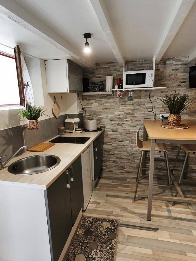 Gîte pour 2 personnes, avec balcon à Aurillac - 2