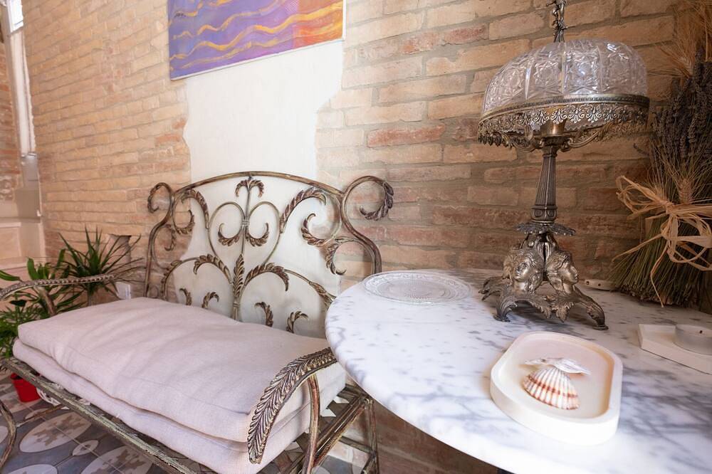 Renovated old mansion in Pollutri, Chieti Provinz