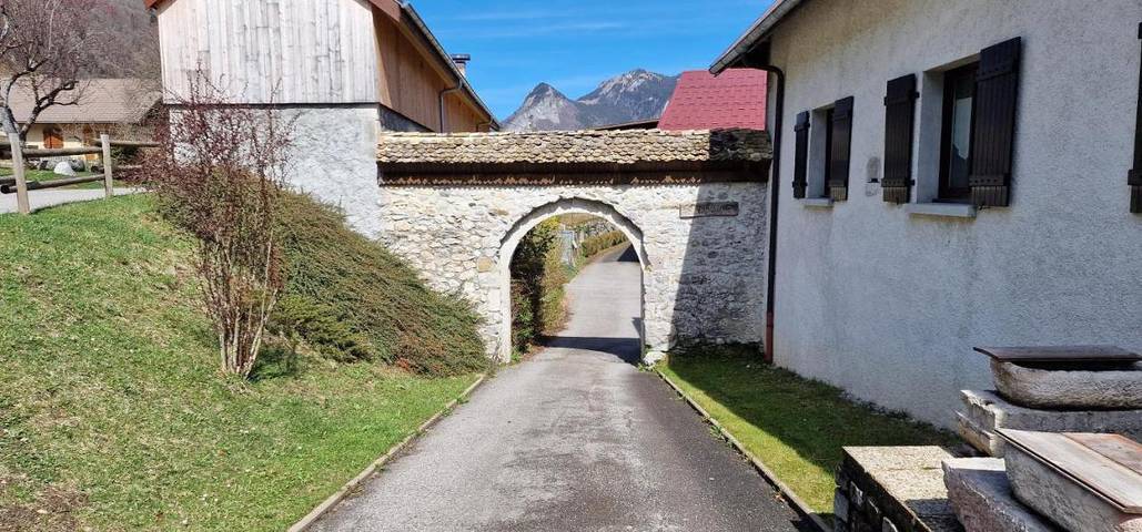 Location de vacances pour 9 personnes, avec jardin ainsi que vue et balcon à Bellevaux - 3