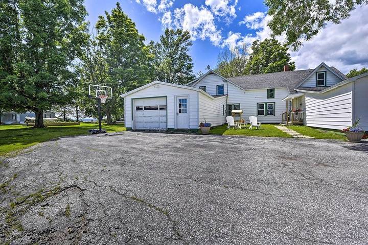 Cabin for 6 people, with pool and yard in Vermont
