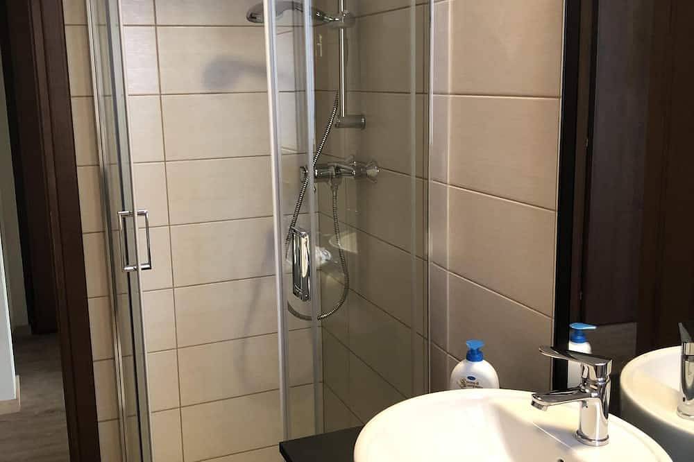 Appartamento intero, Appartamento ristrutturato ad Abano Terme in Abano Terme, Colli Euganei