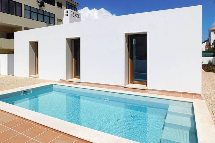 Villa für 8 Personen, mit Terrasse und Garten