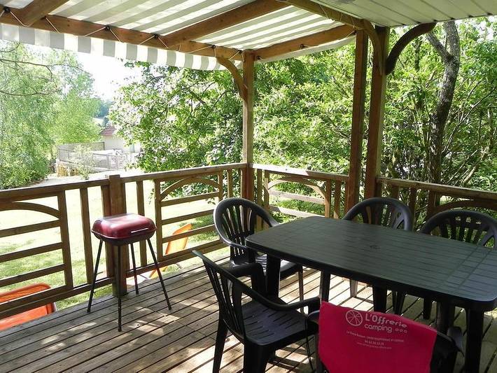 Mobil home pour 5 personnes, avec Jacuzzi à Rouffignac-Saint-Cernin-de-Reilhac - 4