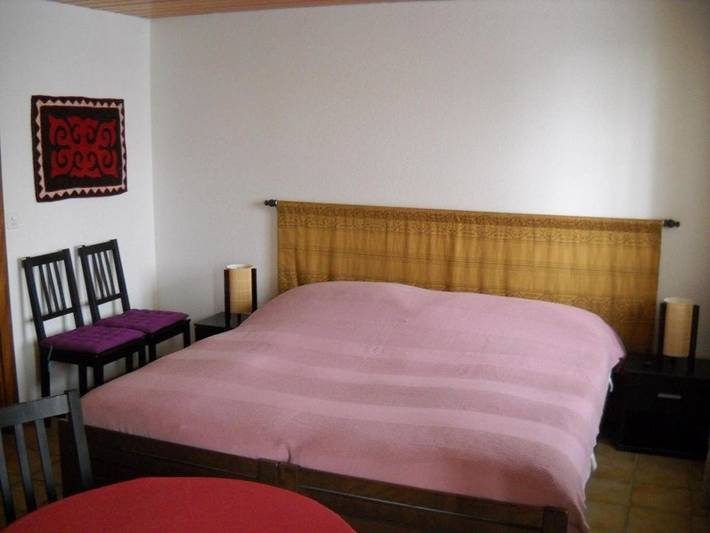 Chambre d’hôte pour 4 personnes, avec vue ainsi que terrasse et jardin dans Canton de Neuchâtel - 3