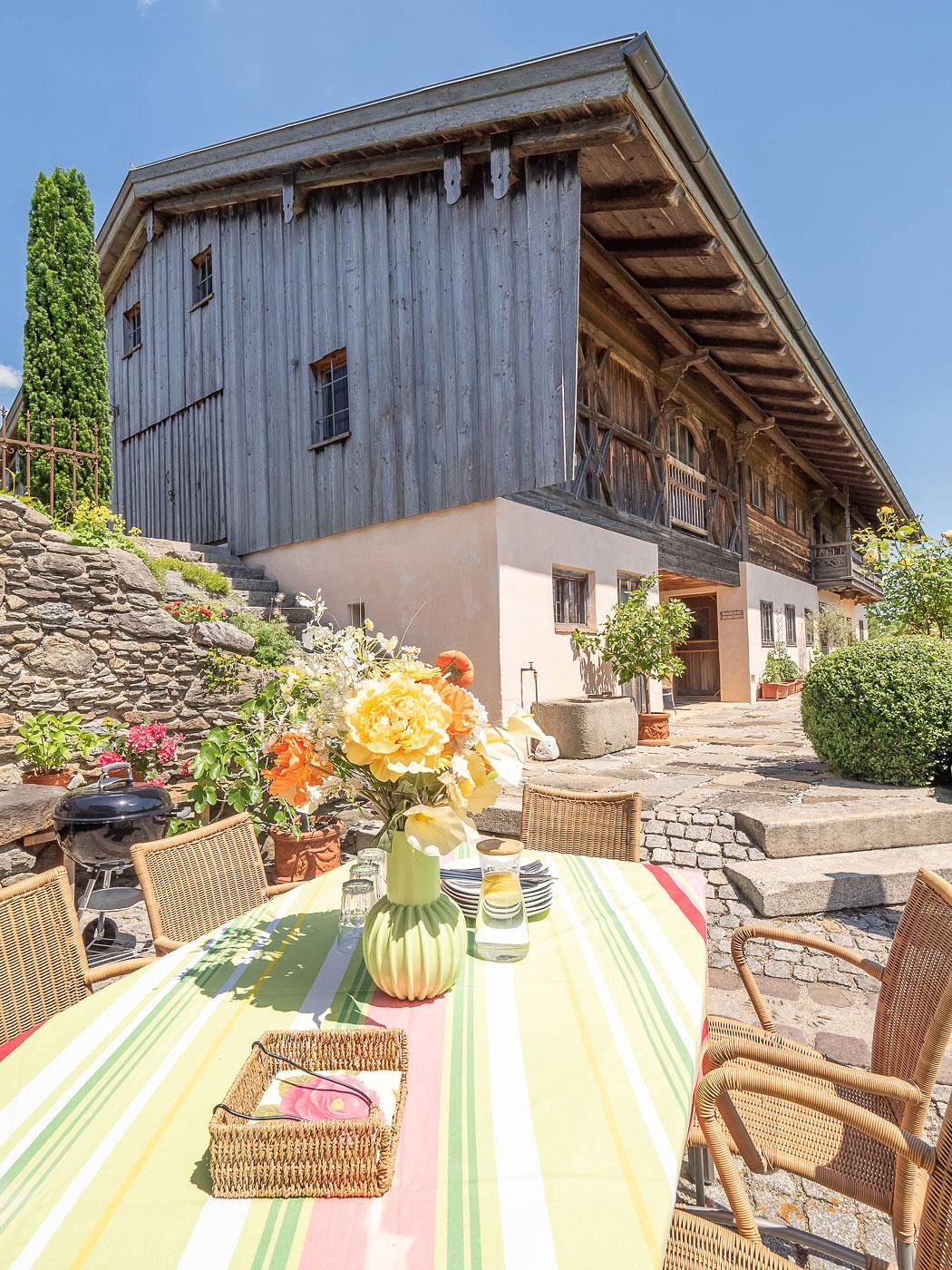 Ganze Ferienwohnung, Oswald anno 1714 - Maisonette-Wohnung für 4 Personen, 95 qm mit Terrasse in Obing, Landkreis Traunstein