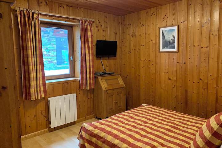 Ganze Wohnung, 6-7 Bed Apartment Near Shops And Ski Slopes In Bonneval Sur Arc in Bonneval-sur-Arc, Vanoise-Massiv