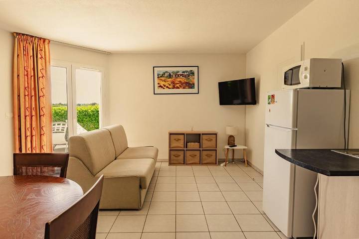 Location de vacances pour 4 personnes, avec piscine et terrasse à Châteauneuf-sur-Isère - 4
