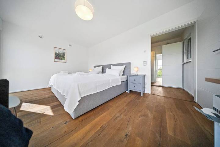 25 Min nach München Luxus-Villa 370 m² Wärmepumpe Aircon 5Sz 5Bz in Eching, Landkreis Freising