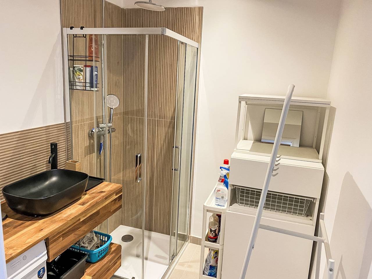 Entire apartment, Art District Nook in Prague, Central Bohemia