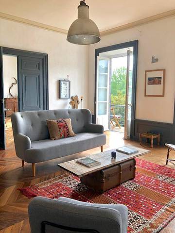 Cottage pour 3 personnes, avec vue ainsi que terrasse et jardin à Lavoûte-Chilhac