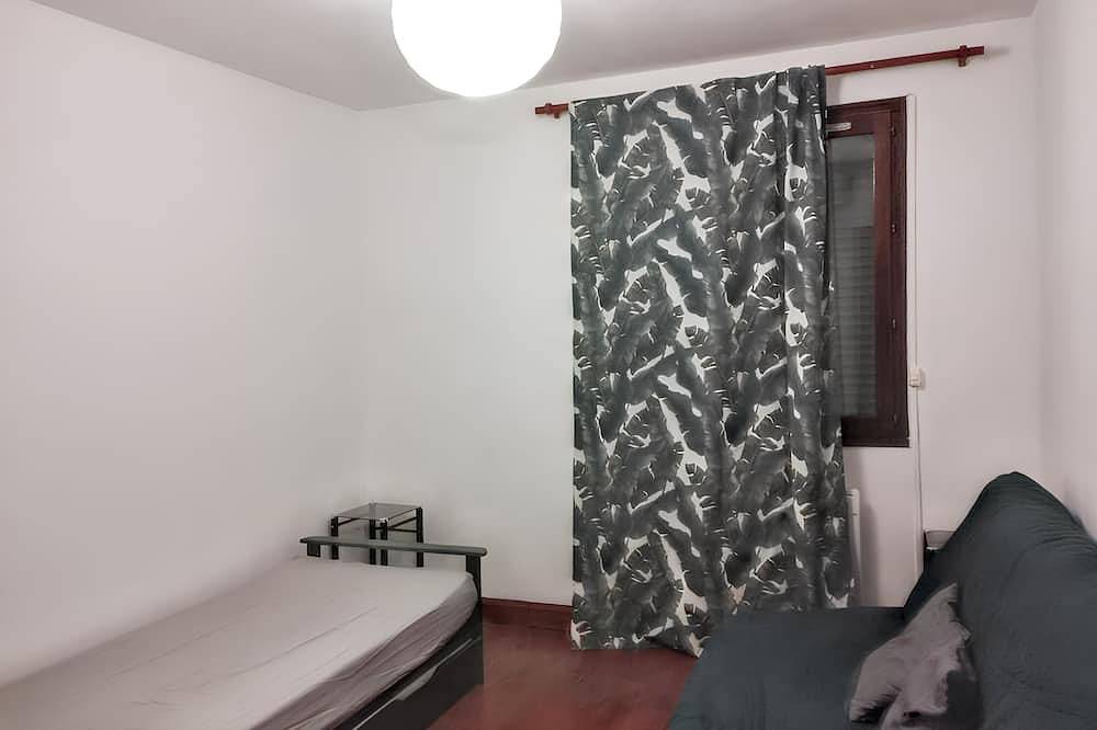 Homerez - Amplia Villa en Briare con Piscina Privada y Actividades in Briare, Región de Montargis