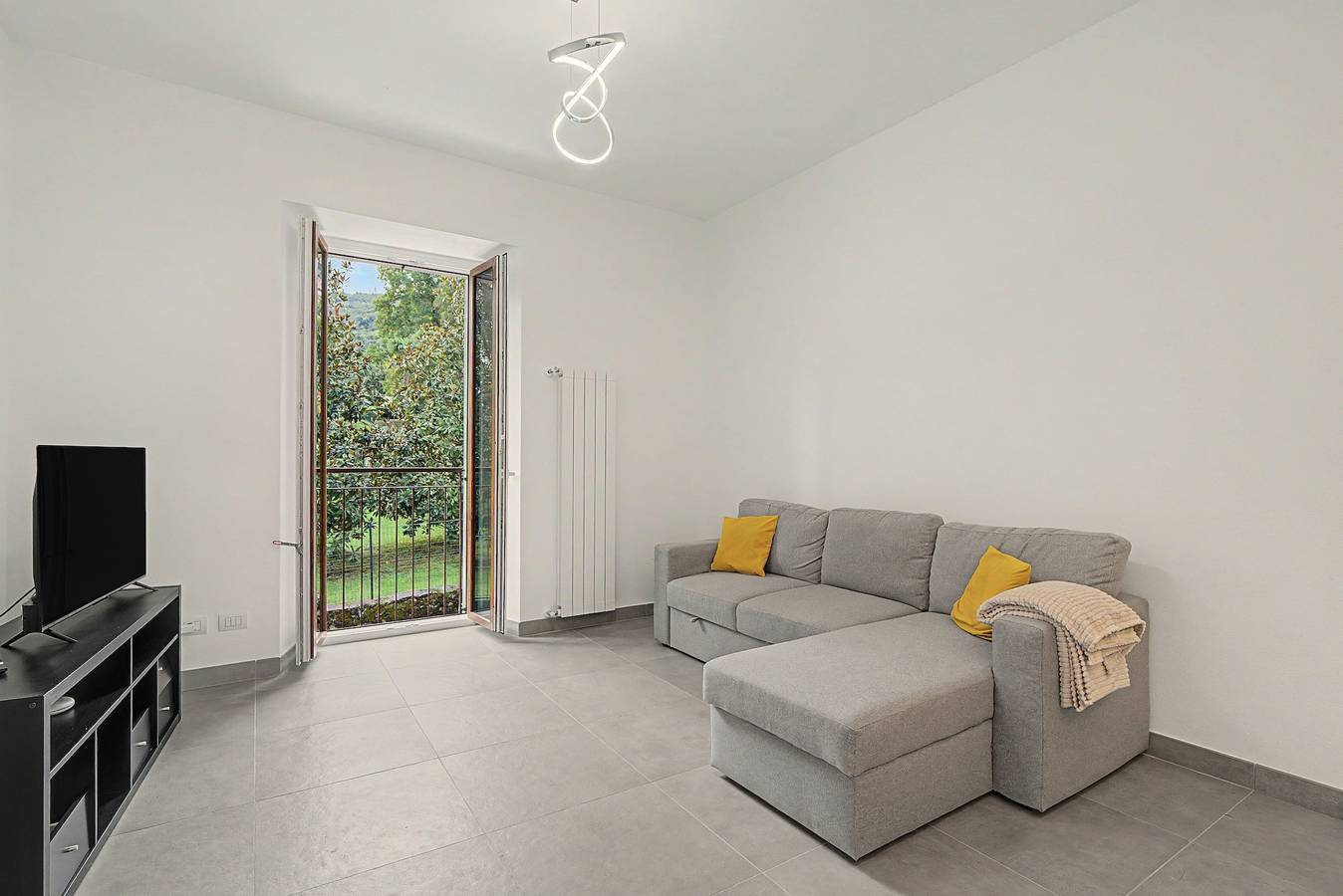 Ferienwohnung 'Maison Du Lac' mit Balkon und WLAN in Baveno, Comune di Baveno