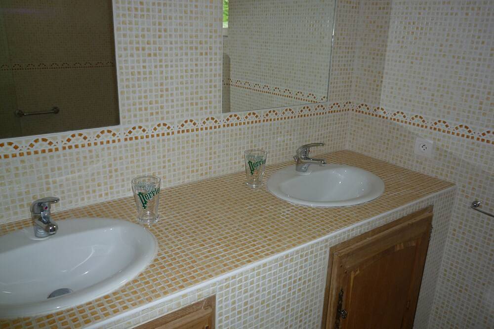 Apartamento entero, Enjoy Provence around Mont Ventoux for biking and/or hiking in Montbrun-les-Bains, Región de Nyons
