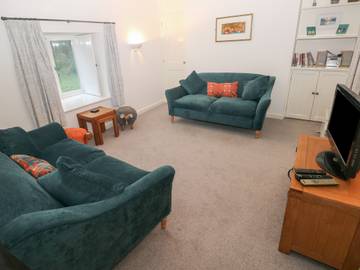 Cottage for 4 People in Solva, Pembrokeshire, Photo 2
