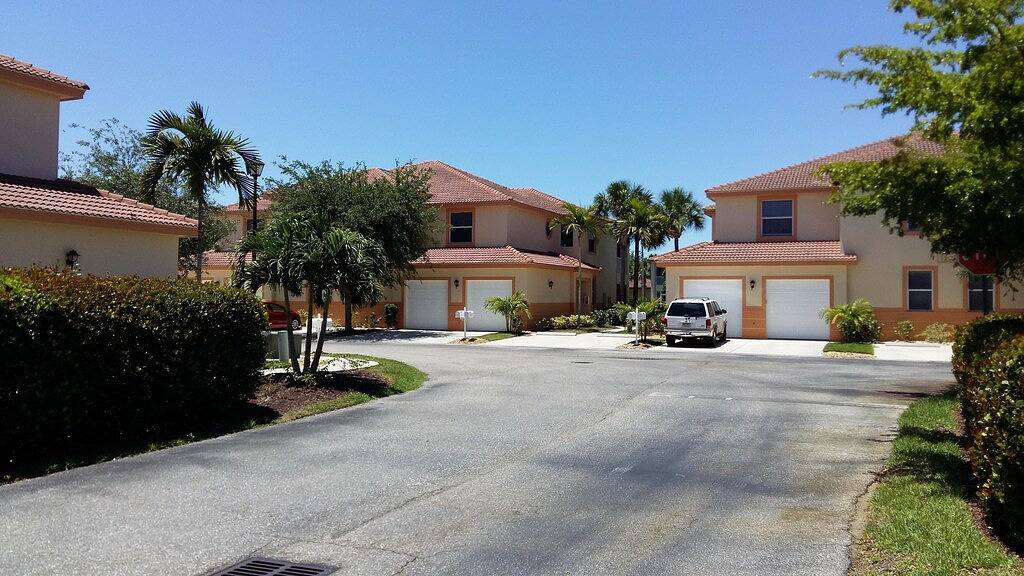Ganze Wohnung, Ferienwohnung wenige Minuten vom Strand. Ruhige und zentrale Lage in Bellamar at Beachwalk, Iona