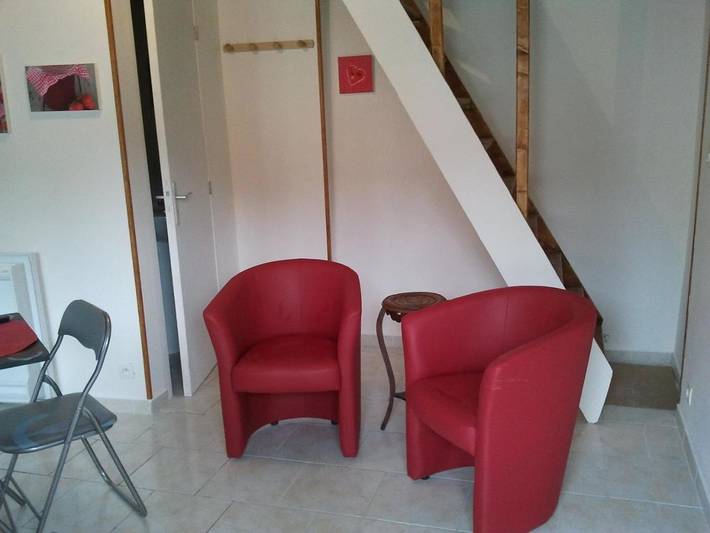 Location de vacances pour 2 personnes, avec jardin à Vallières-les-Grandes - 4