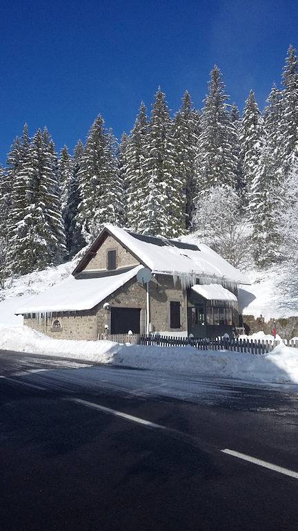 Gîte pour 6 personnes, avec vue sur le lac et terrasse