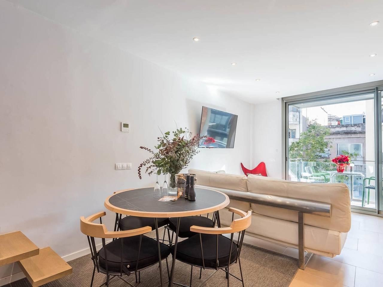 Ganze Ferienwohnung, Ferienwohnung für 5 Personen mit Balkon in Barcelona Zentrum, Barcelona