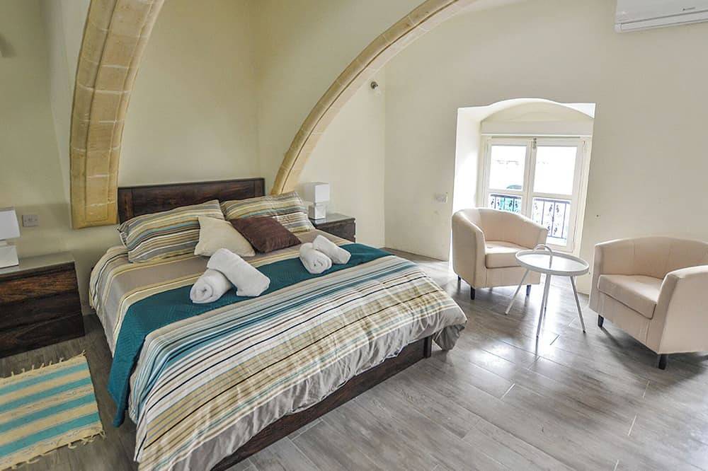 Ganze Wohnung, Grand Harbour - Apartment im historischen Gebäude von Valletta in Valletta, Insel Malta