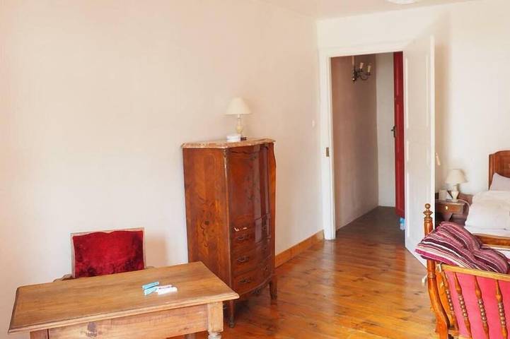 Location de vacances pour 6 personnes, avec piscine et balcon à Auzat - 3