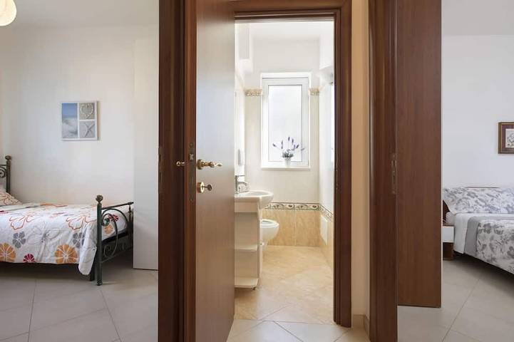 Propriété clôturée de 6000 m² avec vue sur la me - une fournitures haut de gamme in Carovigno, Salento