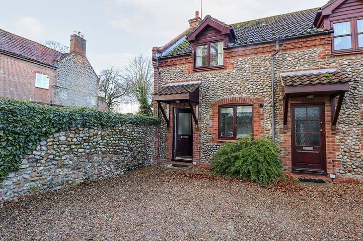 Holiday home for 4 people, with garden in Holt