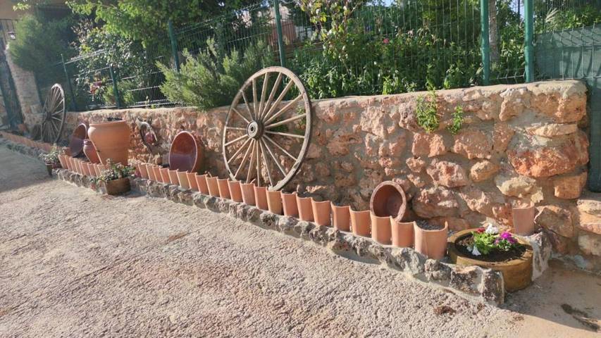 Casa rural para 5 personas, con jardín además de piscina y vistas en Parque natural de las Lagunas de Ruidera - 3