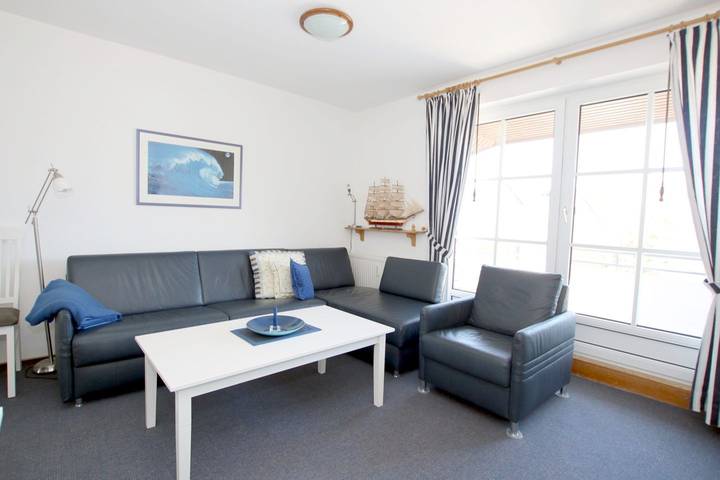 Ganze Wohnung, Ferienwohnung mit 2-Zimmern mit ca. 45m² und Balkon in Wyk auf Föhr (Stadt), Wyk auf Föhr