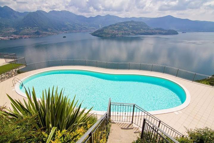 Ferienwohnung für 2 Personen, mit Pool und Garten sowie Seeblick in Italien - 2