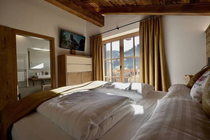 Chalet für 10 Personen, mit Whirlpool und Garten sowie Sauna in Mühlbach am Hochkönig - 3