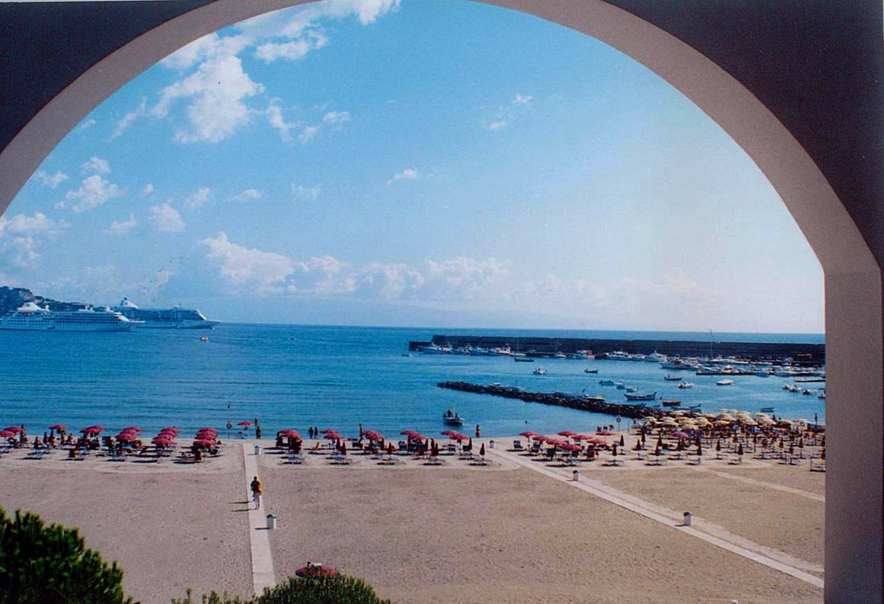 Single Room in Schisò, Giardini-Naxos
