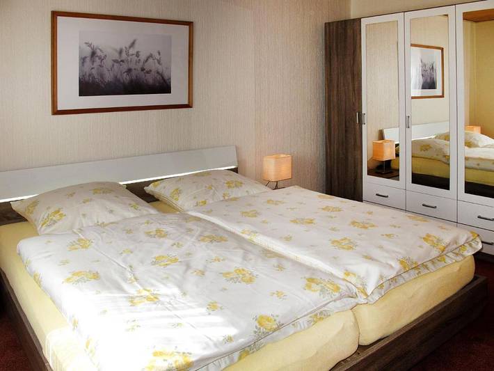 Ferienwohnung für 4 Personen, mit Terrasse und Garten in Friederikensiel - 4