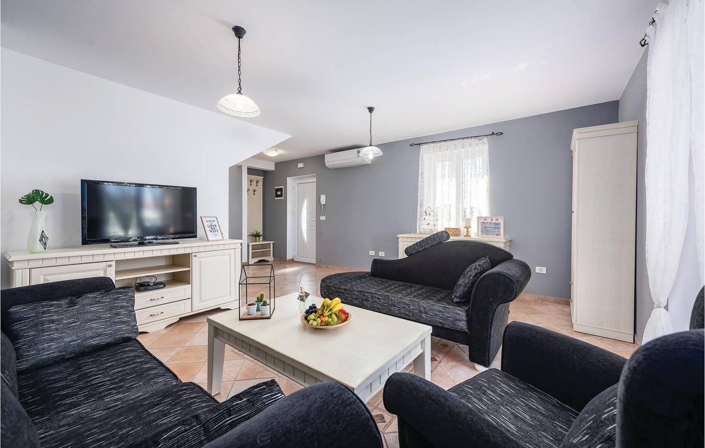 Ferienhaus für 6 Personen mit Terrasse in Lovrecica, Umag und Umgebung