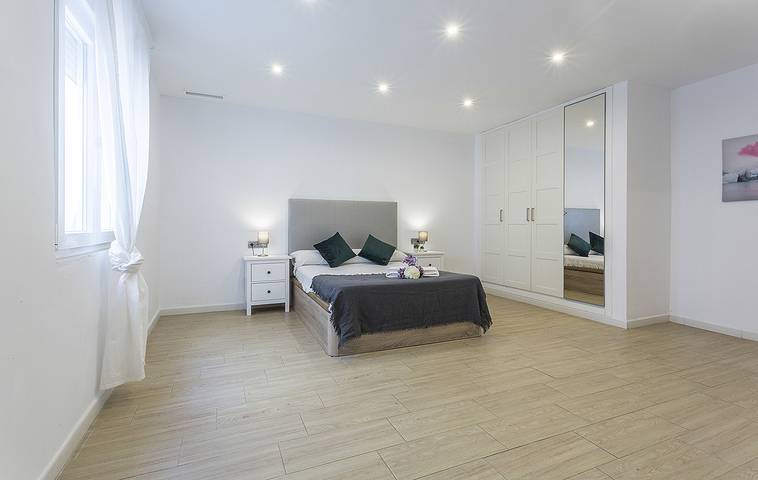 Gîte pour 11 personnes, avec terrasse, adapté aux familles à Jerez de la Frontera - 2