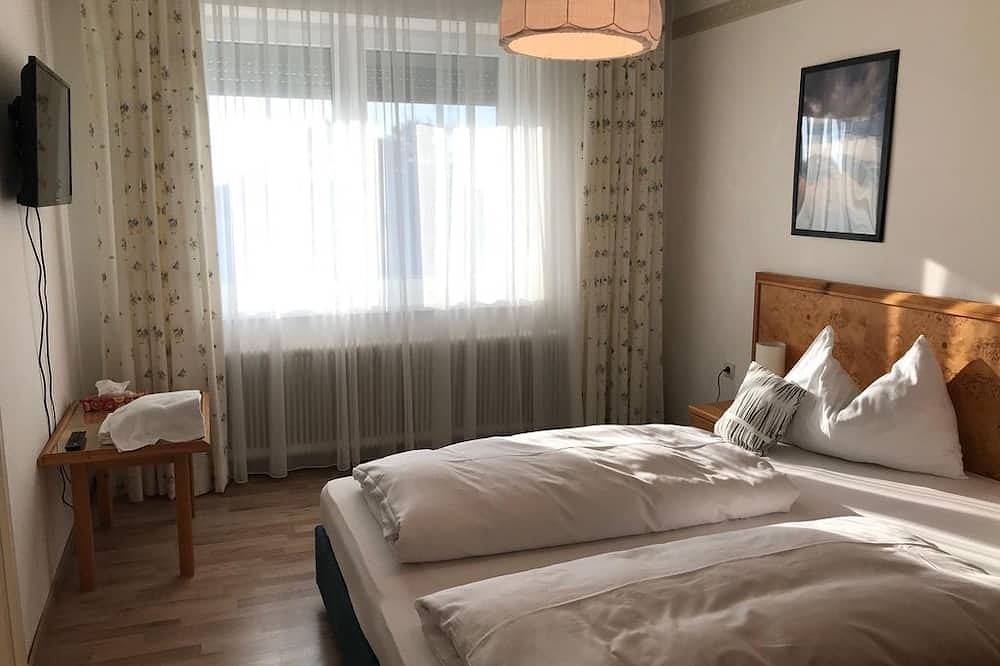 Doppelzimmer mit Dusche, Wc - Weinidylle Opitz in Illmitz, Neusiedlersee-Hügelland