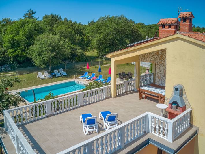 Ferienhaus für 12 Personen, mit Terrasse und Garten in Istrien - 2
