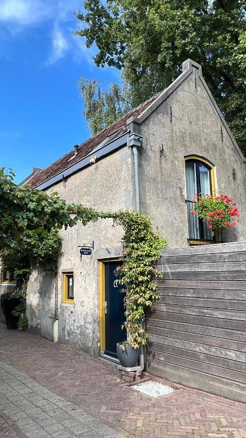 Pension voor 4 personen, met Terras en Tuin in Gouda