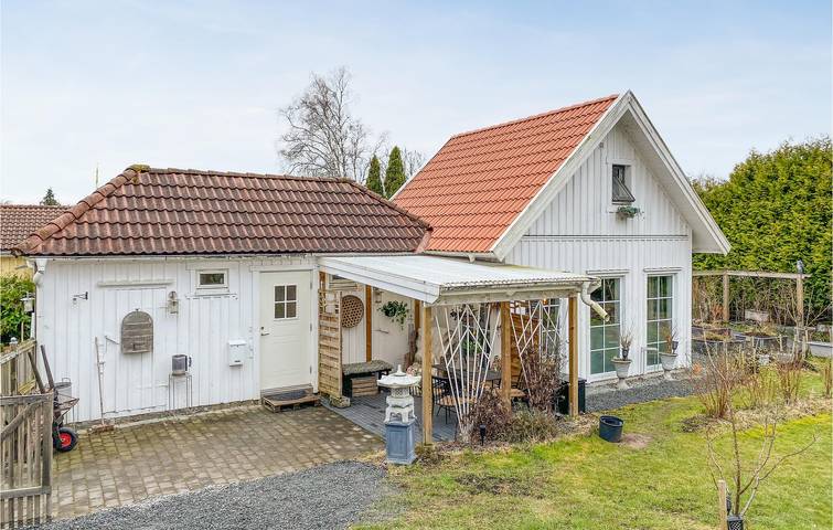 Ferienhaus für 4 Personen mit Terrasse in Marks Kommun, Västergötland