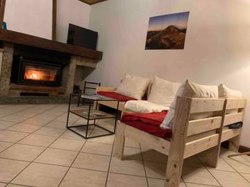 Maison De Campagne pour 8 Personnes dans Mandailles-Saint-Julien, Massif central, Photo 2