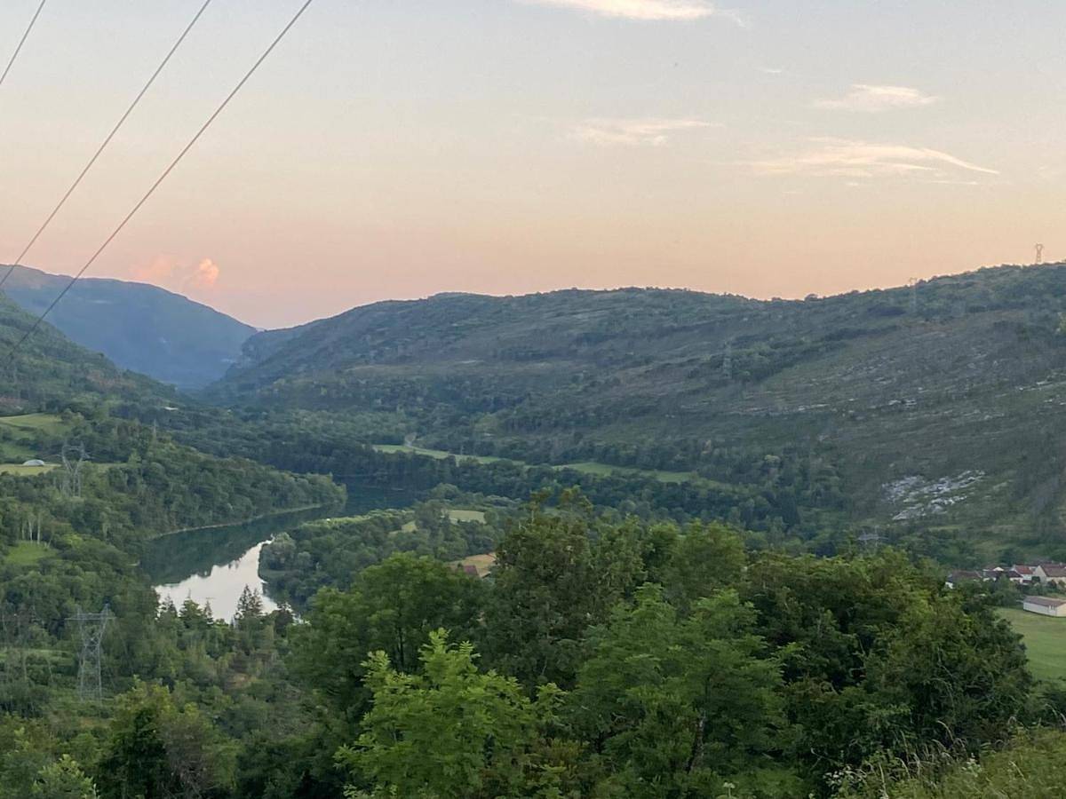 Chambre Le Faucon 2 personnes avec petit déjeuner inclus in Cernon, Jura Francais
