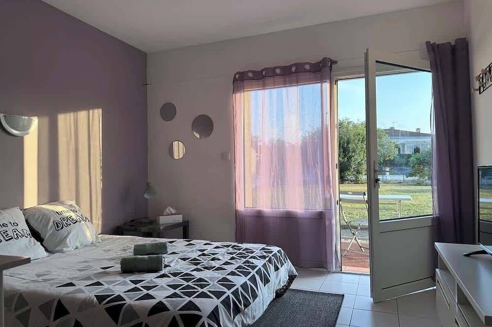 Entire apartment, Appartement Lilas - Residence Kiwi in Aytré, La Rochelle region