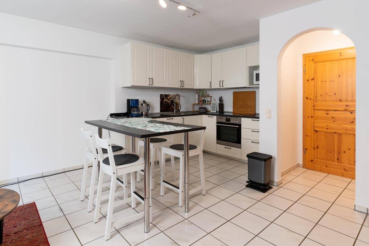 Ganze Wohnung, Two-Bedroom Apartment in Finning, Ammersee