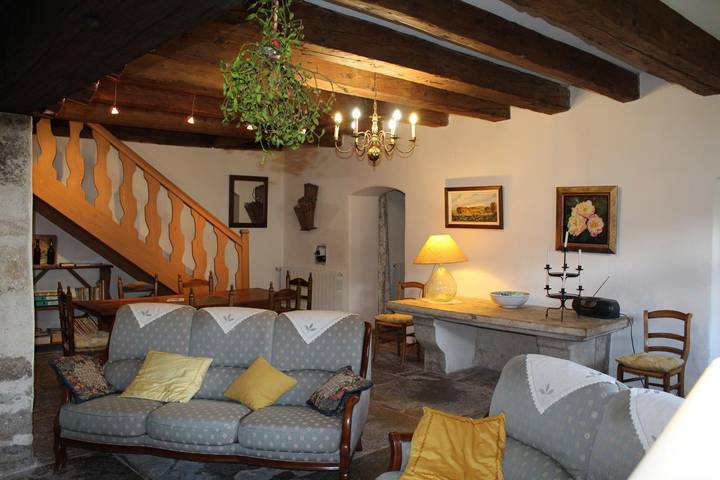 Gîte pour 8 personnes, avec Jardin