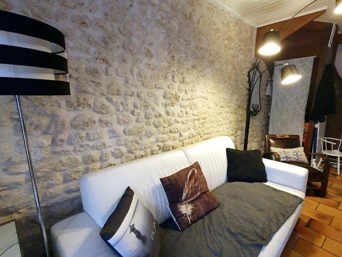 Maison ancienne rénovée de 80 m2 - 4 pers. in Saint-Laurent-de-la-Prée, Région de Rochefort