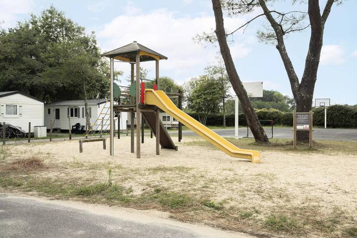 Mobil-home Classique 4 pièces 6 Personnes in Messanges, Côte d’Argent
