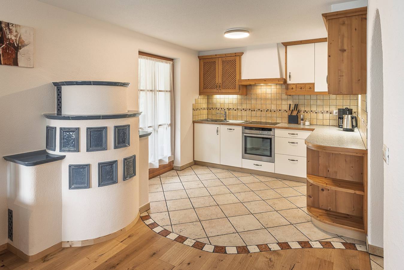 Ganze Wohnung, Ferienwohnung 'Désirée - Fanes' mit Bergblick, Balkon und Wi-Fi in Enneberg, Dolomiti Superski