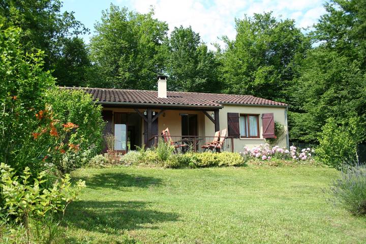 Gîte pour 6 personnes, avec piscine