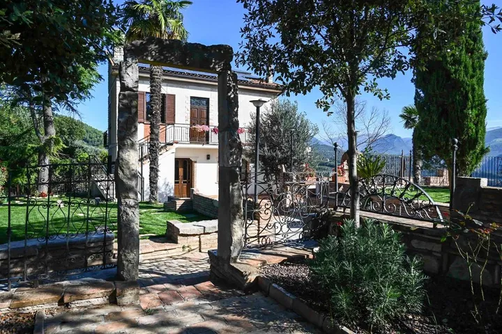 Appartement de vacances pour 4 personnes, avec jardin et vue - 1